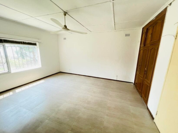 commercial-property-for-sale-in-longacres-big-9