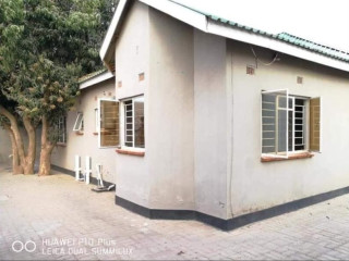 2-bedroom-flat-for-rent-in-salama-park