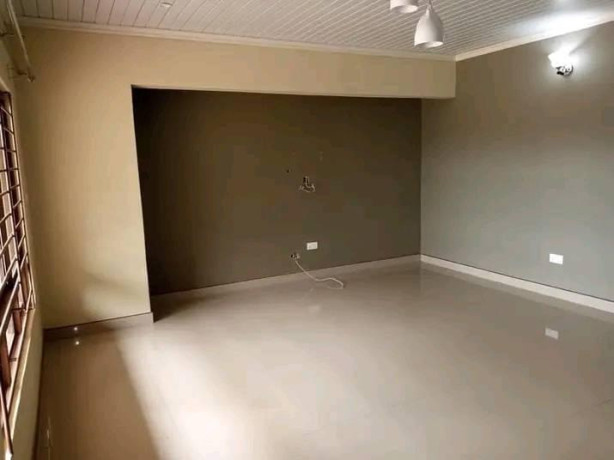 2-bedroom-flat-for-rent-in-chalala-big-2