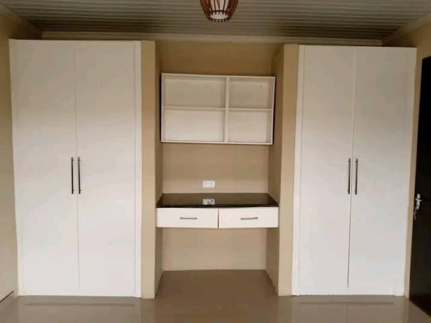 2-bedroom-flat-for-rent-in-chalala-big-4