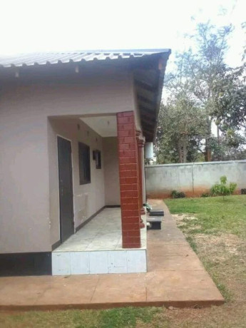 3-bedroom-flat-for-rent-in-makeni-buckley-big-2