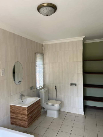 2-bedroom-flat-for-rent-in-rhodespark-big-5