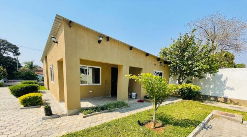 2-bedroom-apartment-for-rent-in-roma-big-2