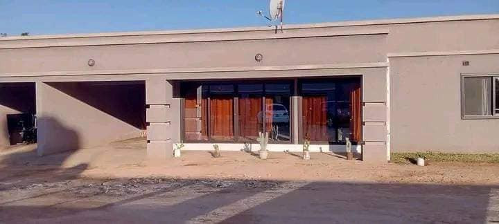 3-bedroom-flat-for-rent-in-ibex-meanwood-big-0