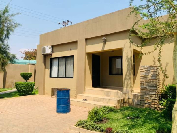 3-bedroom-apartment-for-rent-in-foxdale-big-3