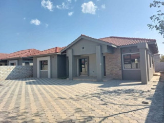 3-bedroom-house-for-rent-in-new-kasama