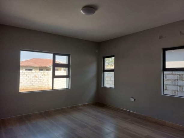 3-bedroom-house-for-rent-in-new-kasama-big-5