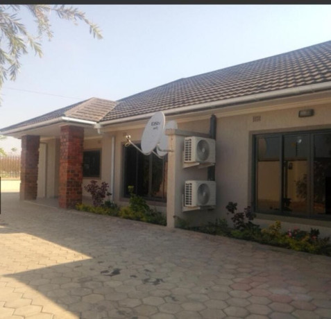 2-bedroom-flat-for-rent-in-kitwe-big-5