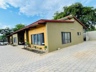 3-bedroom-flat-for-rent-in-ibex-hill