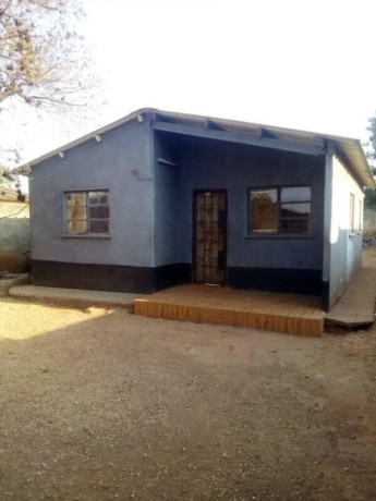 2-bedroom-house-for-rent-in-chilenje-south-big-1