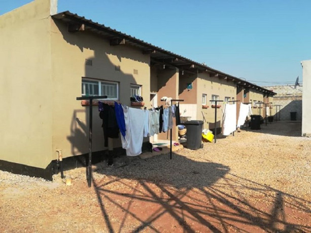 bedsitter-for-rent-in-lilayi-big-3