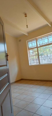 3-bedroom-house-for-rent-in-avondale-big-6