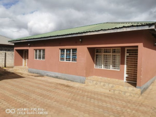 1-bedroom-flat-for-rent-in-chalala