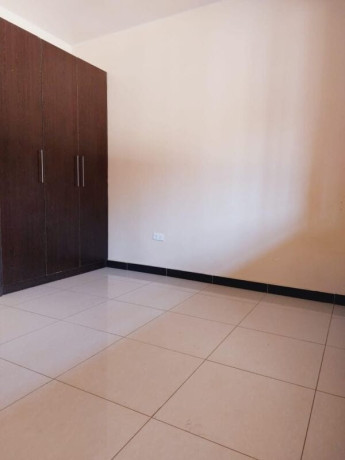 2-bedroom-flat-for-rent-in-chalala-big-4