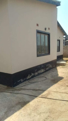 3-bedroom-flat-for-rent-in-meanwood-big-0