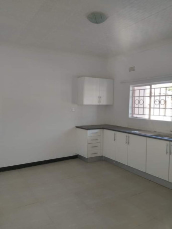 2-bedroom-flat-for-rent-in-ibex-hill-big-5