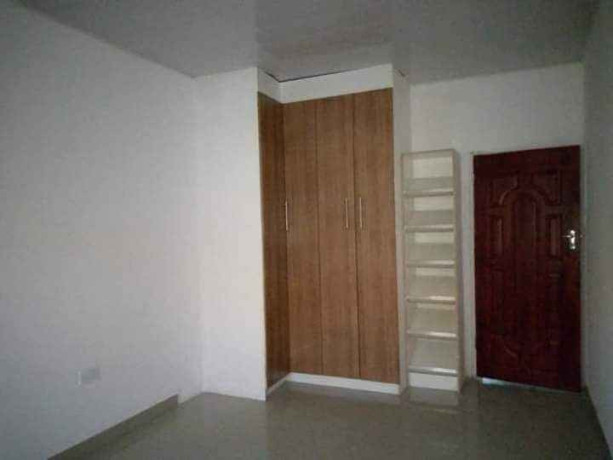 3-bedroom-flat-for-rent-in-ibex-hill-big-4