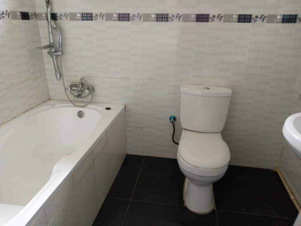 3-bedroom-flat-for-rent-in-ibex-hill-big-7