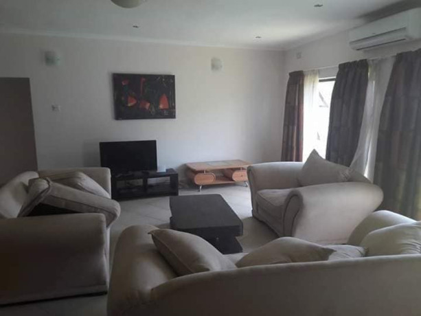 2-bedroom-apartment-for-rent-in-roma-park-big-3