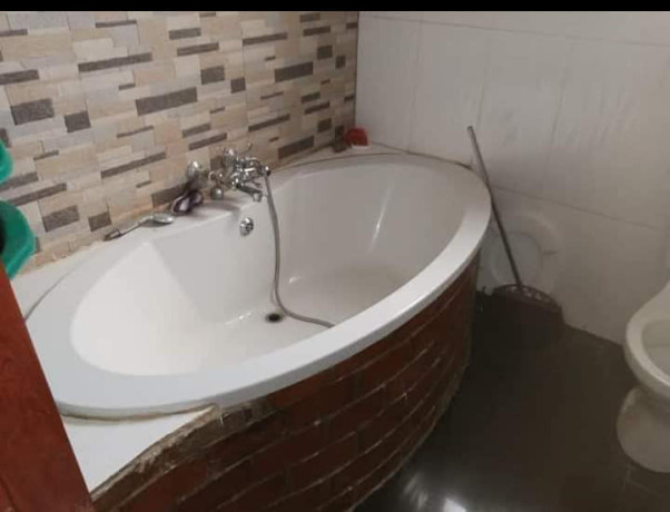 2-bedroom-flat-for-rent-in-ibex-hill-big-4