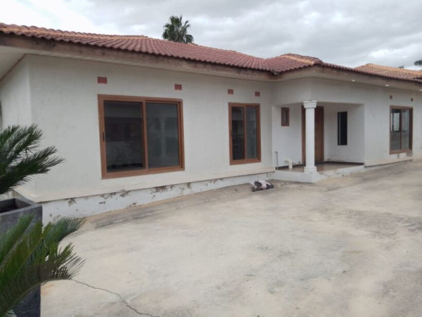 3-bedroom-flat-for-rent-in-chudleigh-big-1