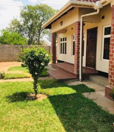 2-bedroom-flat-for-rent-in-ibex-meanwood-big-0