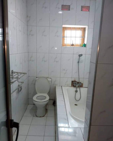 3-bedroom-flat-for-rent-in-chalala-big-4