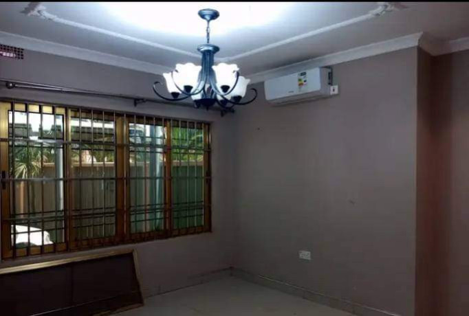 3-bedroom-flat-for-rent-in-chalala-big-1