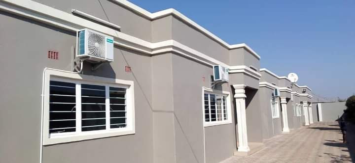 2-bedroom-flat-for-rent-in-chalala-big-4