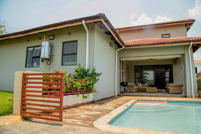 3-bedroom-house-for-rent-in-roma-park-big-0