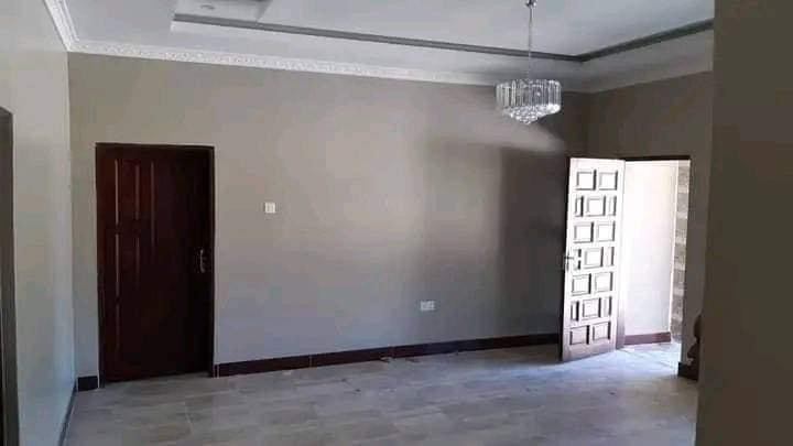 3-bedroom-flat-for-rent-in-makeni-big-4