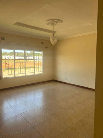 3-bedroom-flat-for-rent-in-ibex-hill-big-3