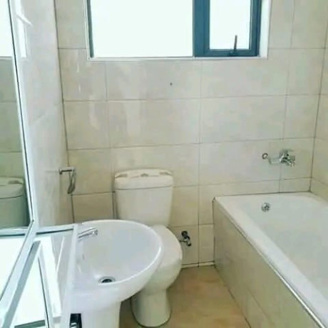 3-bedroom-flat-for-rent-in-makeni-buckley-big-2