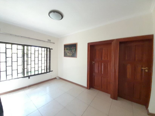 2-bedroom-apartment-for-rent-in-rhodes-park-big-7