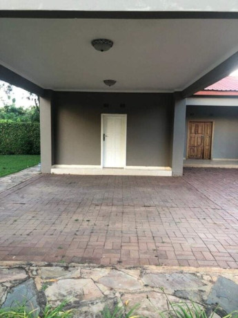 4-bedroom-house-for-rent-in-new-kasama-big-2