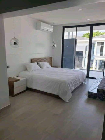 2-bedroom-flat-for-rent-in-longacres-big-4