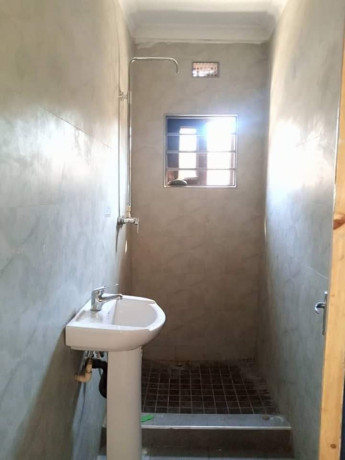 2-bedroom-flat-for-rent-in-makeni-bonaventure-big-3