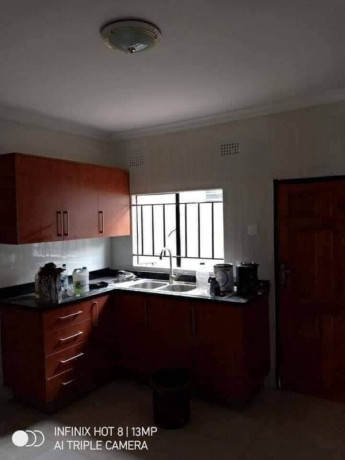 3-bedroom-flat-for-rent-in-chalala-big-8