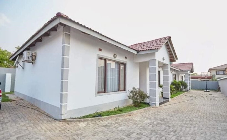 3-bedroom-fully-furnished-apartments-for-rent-in-roma-park-big-8