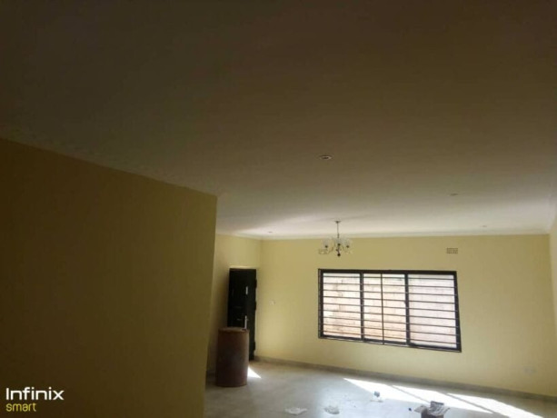 2-bedroom-flat-for-rent-in-lilayi-big-6