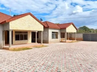 2-bedroom-flat-for-rent-in-ibex-hill