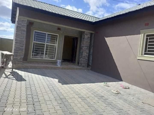 3-bedroom-house-for-rent-in-chalala-big-5