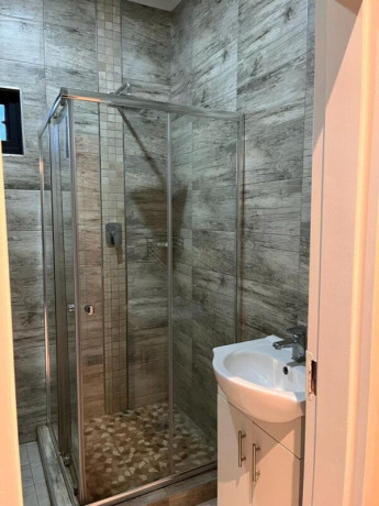 1-bedroom-fully-furnished-flat-for-rent-big-3