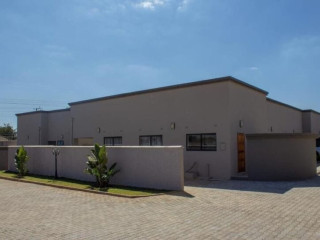 3-bedroom-flat-for-rent-in-ibex-hill