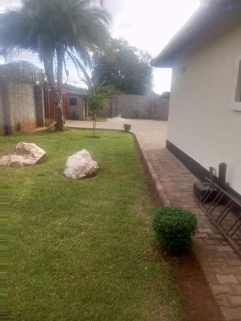 2-bedroom-flat-for-rent-in-ibex-hill-big-4