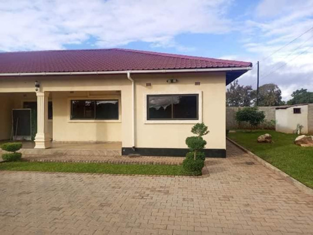 2-bedroom-flat-for-rent-in-ibex-hill-big-1