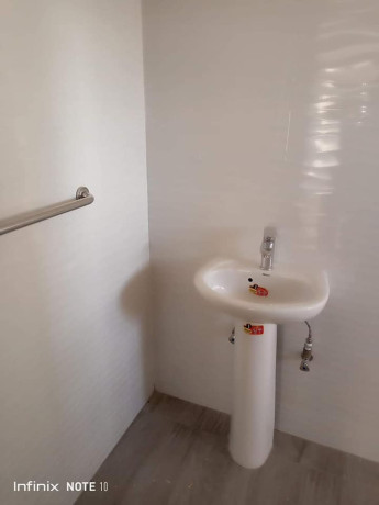 2-bedroom-flat-for-rent-in-lilayi-big-5