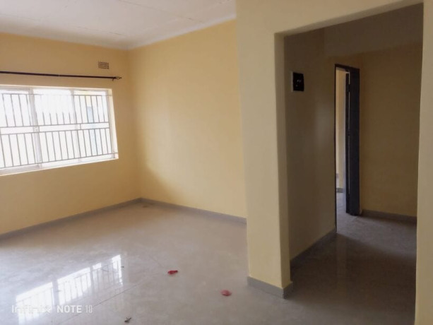 2-bedrooms-flat-for-rent-in-lilayi-big-4