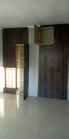 3-bedroom-flat-for-rent-in-chalala-big-3