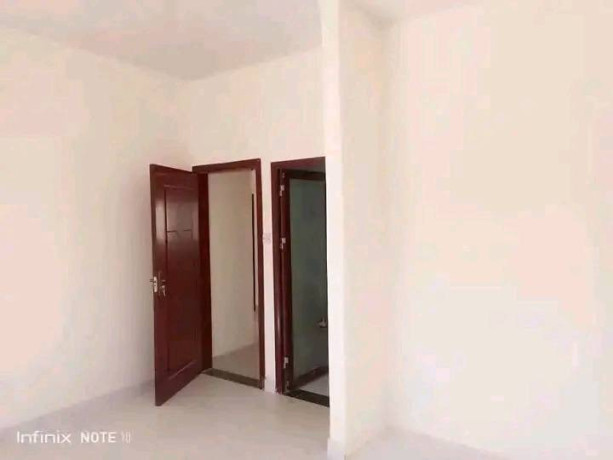 2-bedroom-flats-for-rent-in-lilayi-big-4